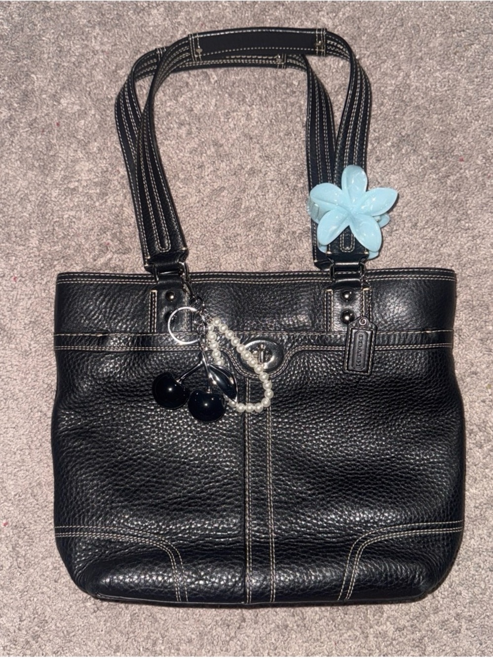 Classic vintage Coach Hamptons F13959 leather tote
